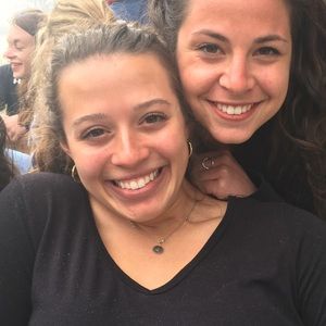 Meet your Posher, Alissa